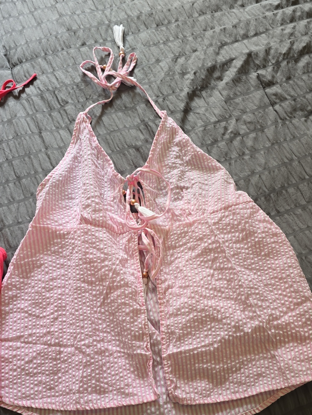 Bundle Deal 2 Halter Tops - Picture 3 of 5